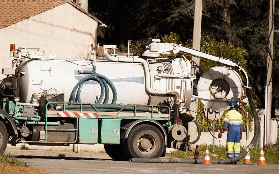 débouchage curage canalisation Domont